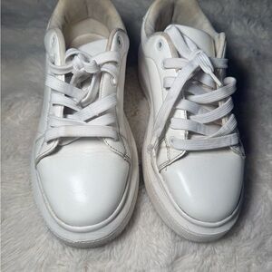 White Casual Sneakers size 8
